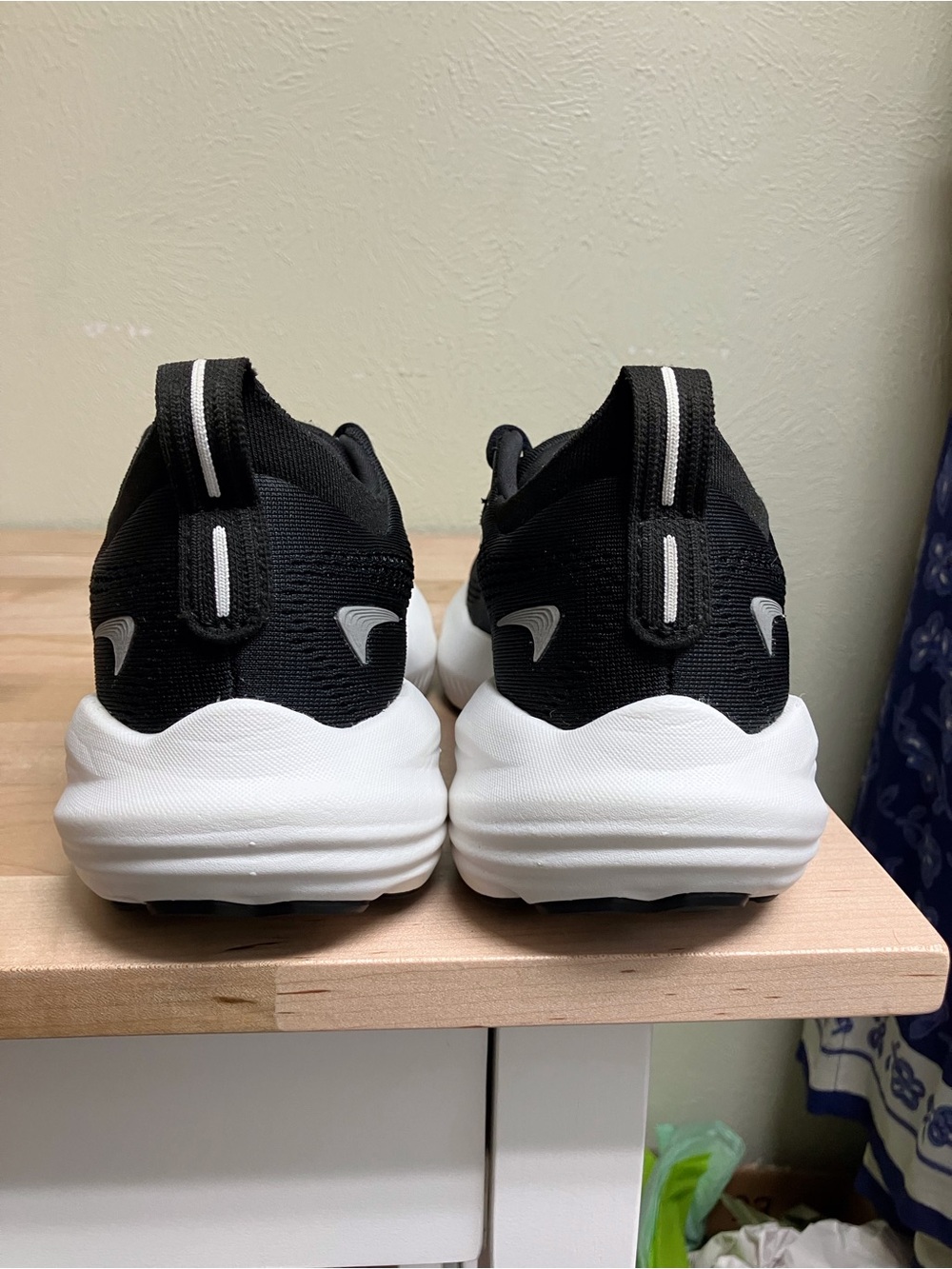 Brooks Black and White Women's Running Sneakers - Picture 3 of 14